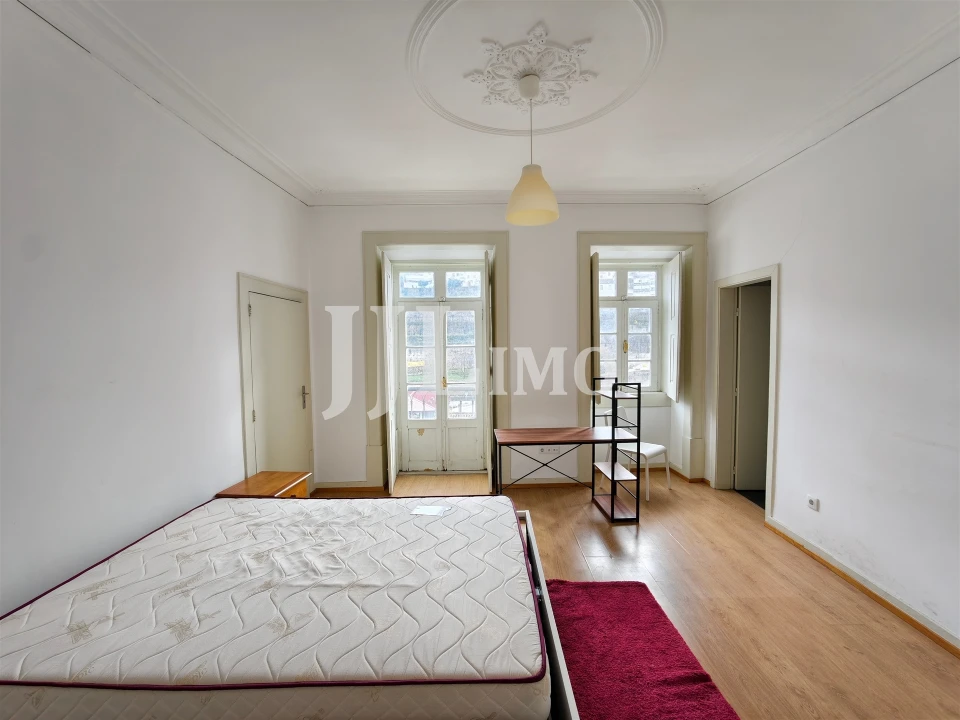 Prédio para Venda em Sé Nova, Santa Cruz, Almedina e São Bartolomeu Foto 28