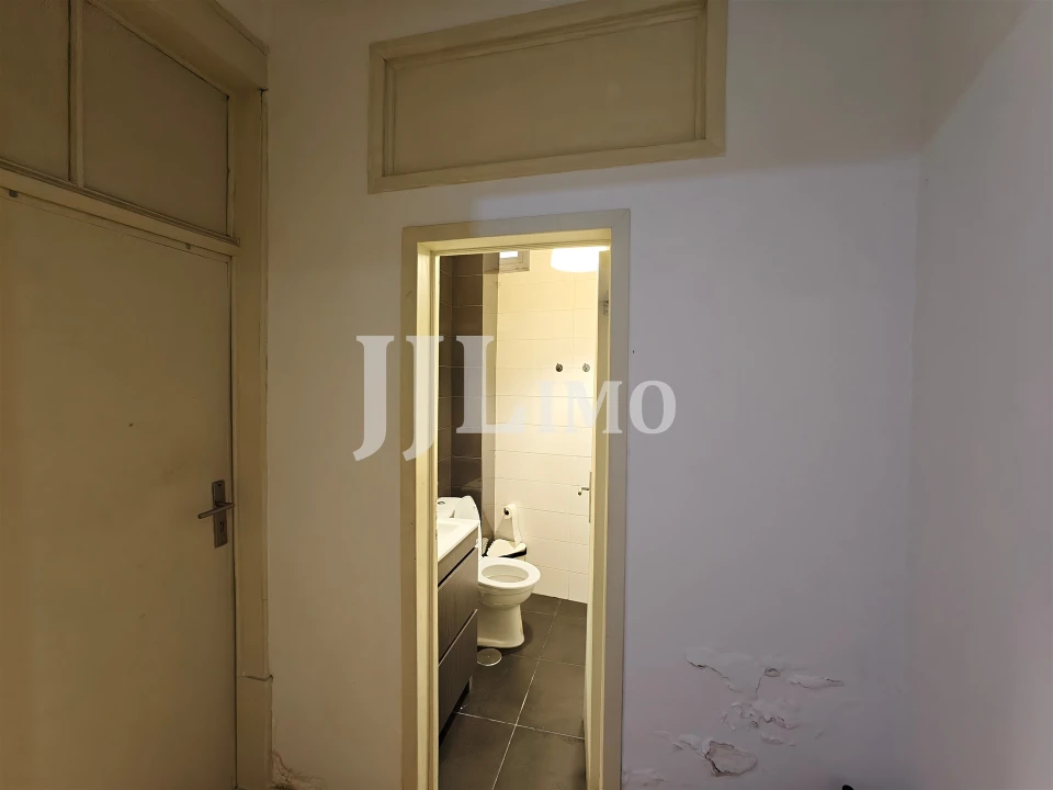 Prédio para Venda em Sé Nova, Santa Cruz, Almedina e São Bartolomeu Foto 26