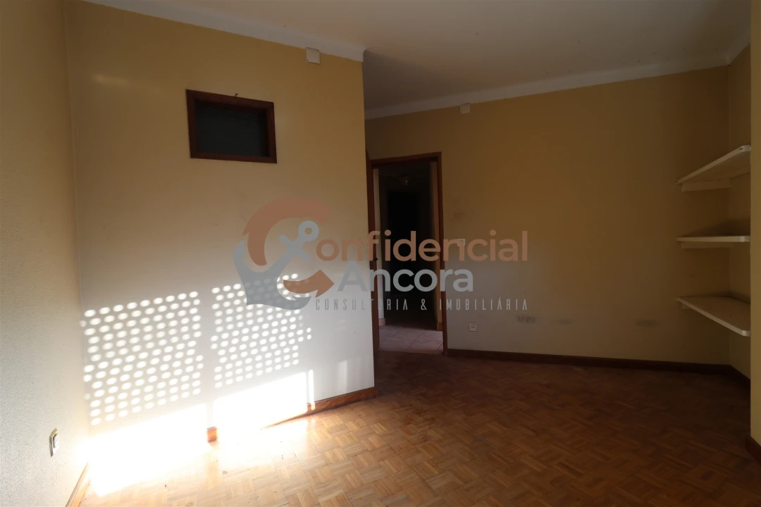 Moradia T2 para Venda em Moimenta da Serra e Vinhó Foto 20