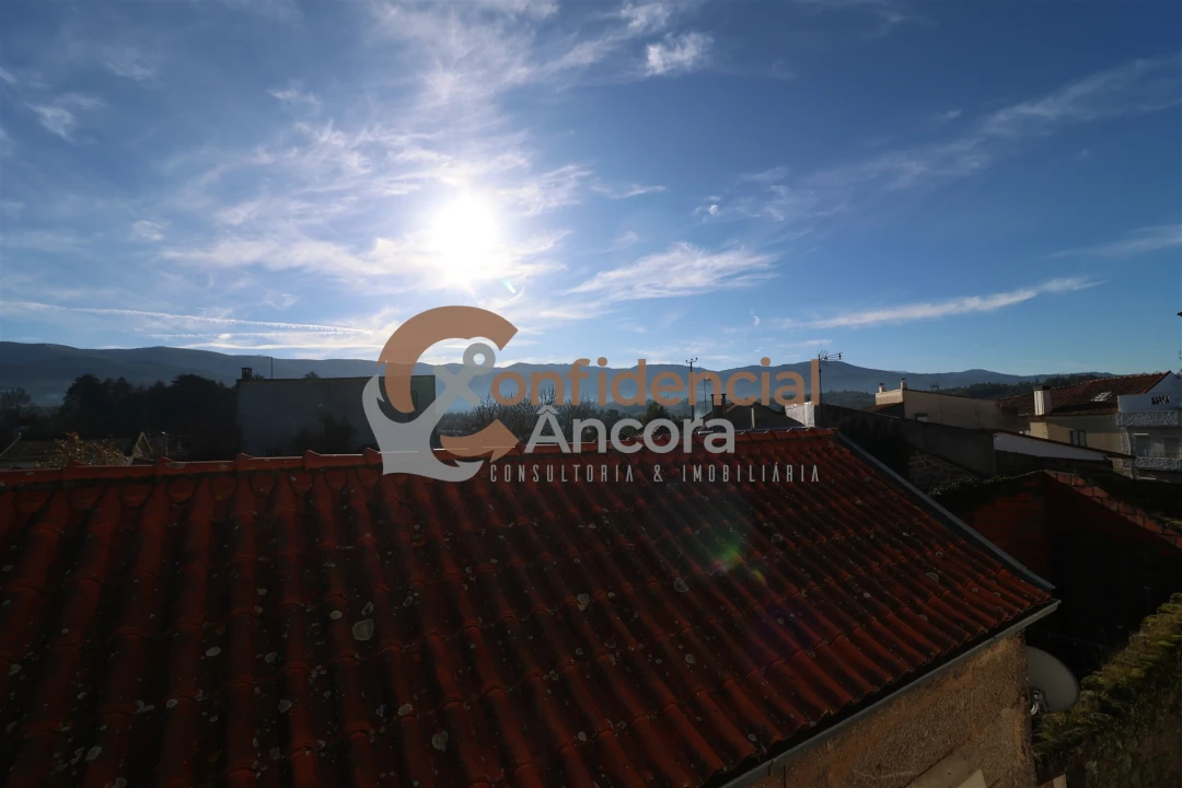 Moradia T2 para Venda em Moimenta da Serra e Vinhó Foto 16