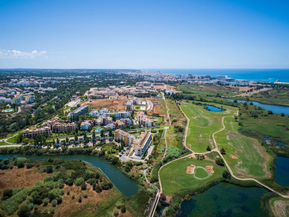 Moradia T3 para Venda em Quarteira Foto 72