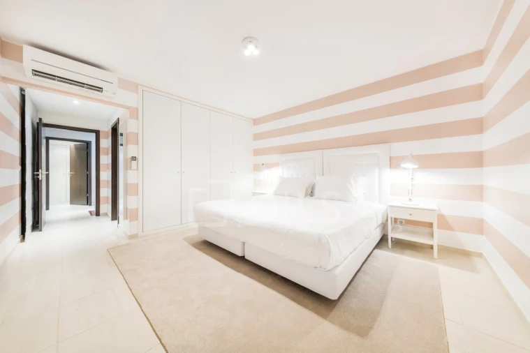 Moradia T3 para Venda em Quarteira Foto 4