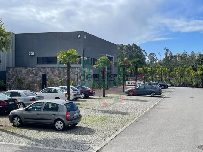 Escritório para Arrendamento em Fânzeres e São Pedro da Cova Foto 17