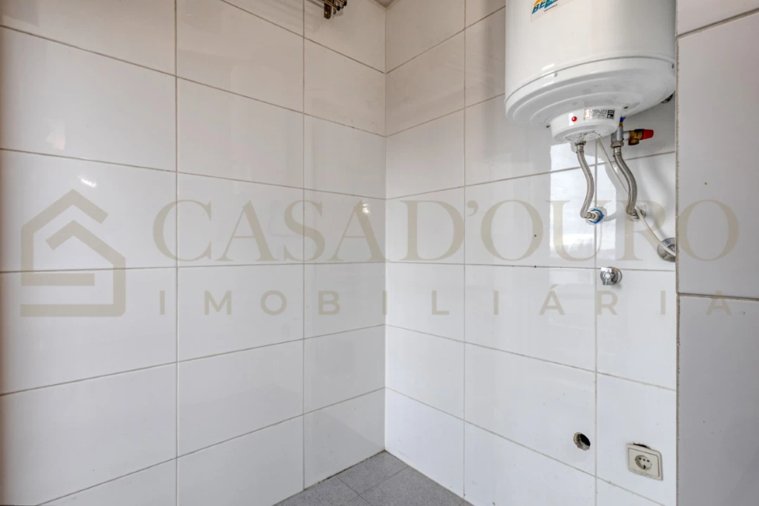 Apartamento para Venda em São Mamede de Infesta e Senhora da Hora Foto 7