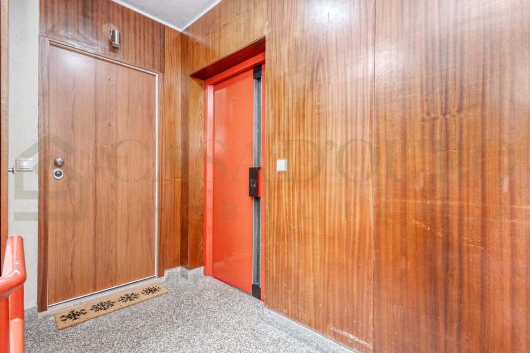 Apartamento para Venda em São Mamede de Infesta e Senhora da Hora Foto 19