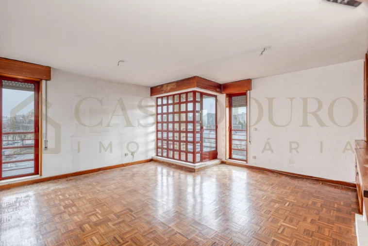 Apartamento para Venda em São Mamede de Infesta e Senhora da Hora Foto 4