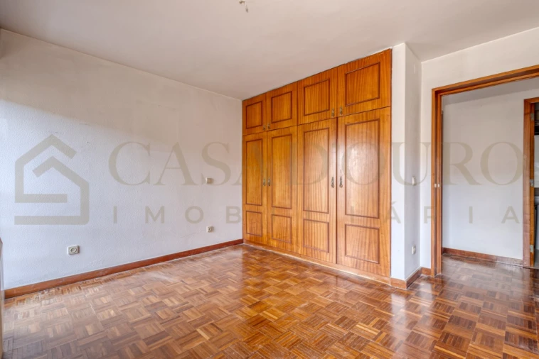 Apartamento para Venda em São Mamede de Infesta e Senhora da Hora Foto 14