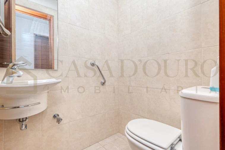 Apartamento para Venda em São Mamede de Infesta e Senhora da Hora Foto 17