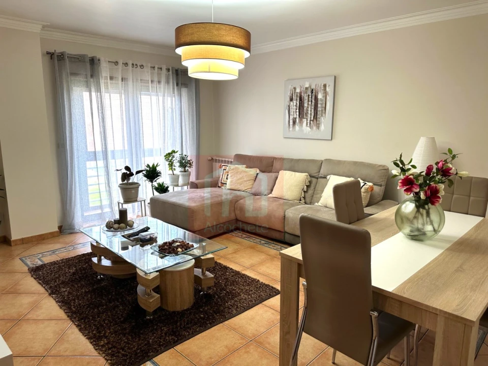 Apartamento T3 para Venda em Alcochete Foto 1