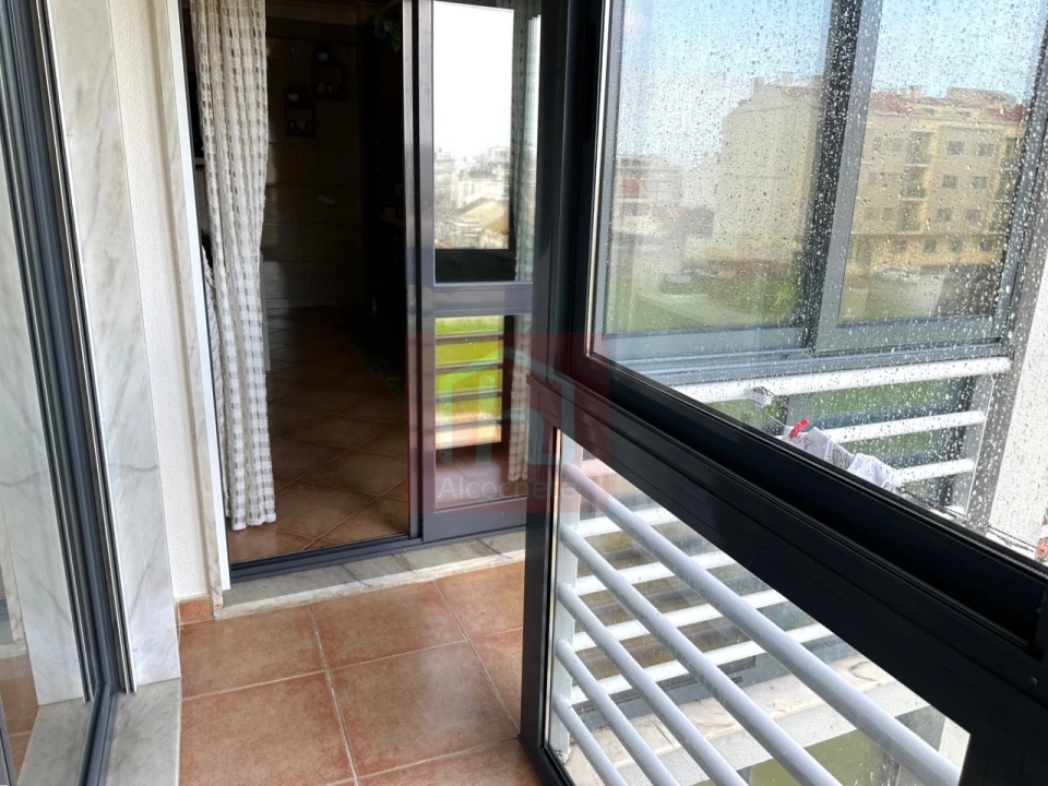 Apartamento T3 para Venda em Alcochete Foto 8