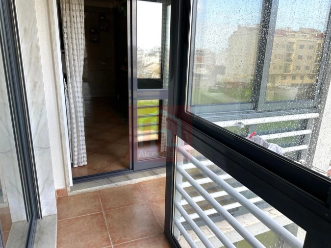 Apartamento T3 para Venda em Alcochete Foto 8