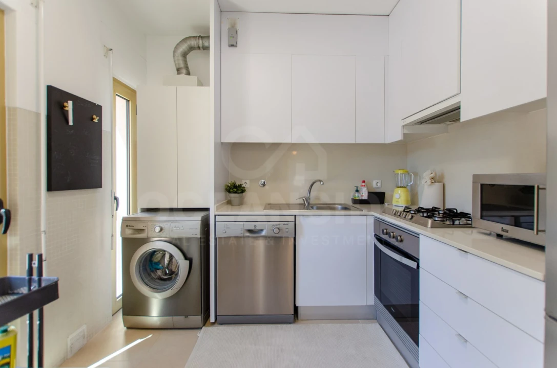 Apartamento T1 para Arrendamento em Avenidas Novas Foto 11