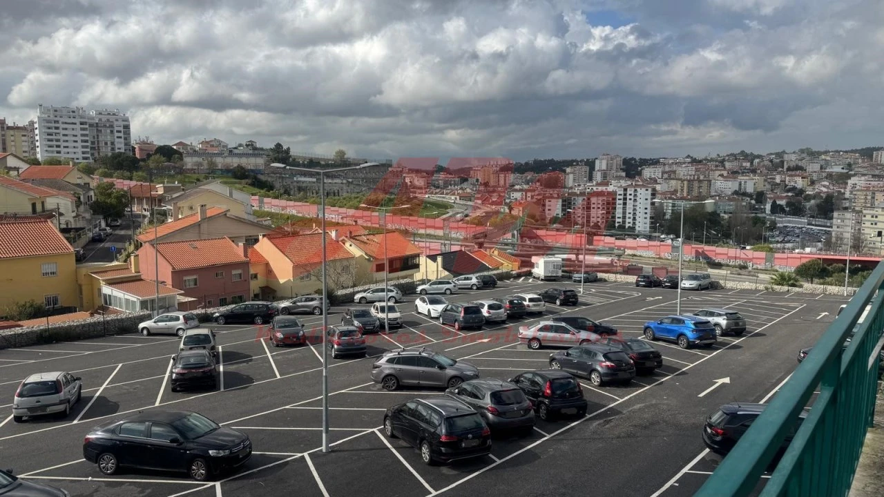 Garagem para Arrendamento em Cacém e São Marcos Foto 8