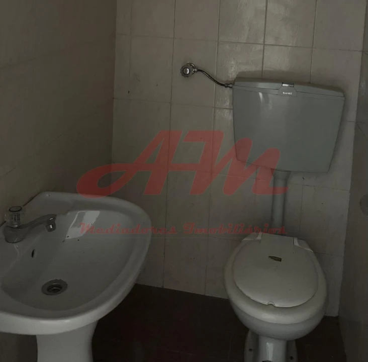 Garagem para Arrendamento em Cacém e São Marcos Foto 7