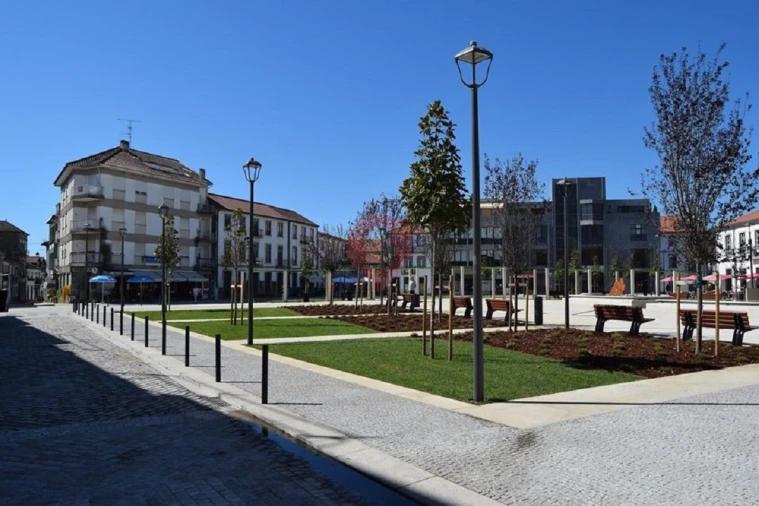 Apartamento T2 para Venda em Monção e Troviscoso Foto 11