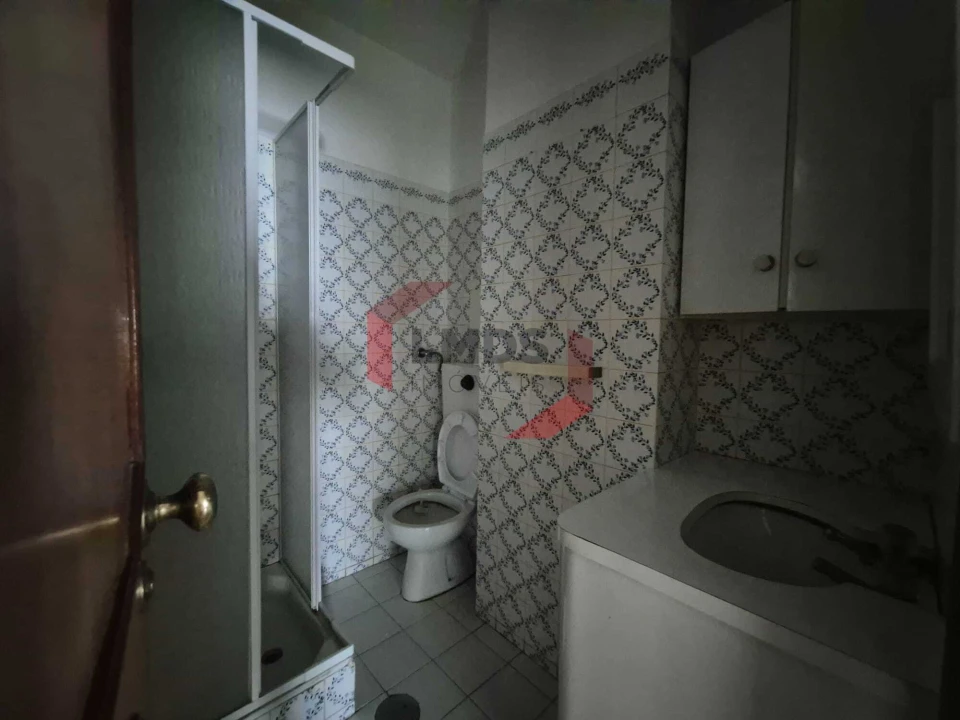 Apartamento T2 para Venda em Fânzeres e São Pedro da Cova Foto 13