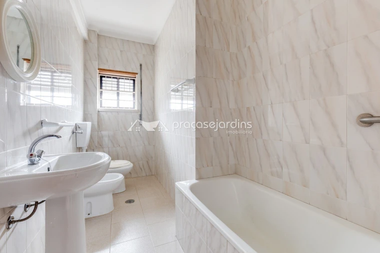 Apartamento T0 para Venda em Leiria, Pousos, Barreira e Cortes Foto 6