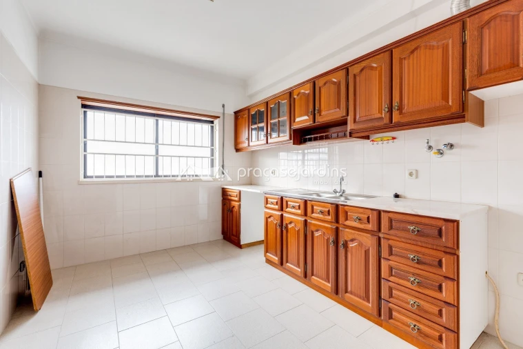 Apartamento T0 para Venda em Leiria, Pousos, Barreira e Cortes