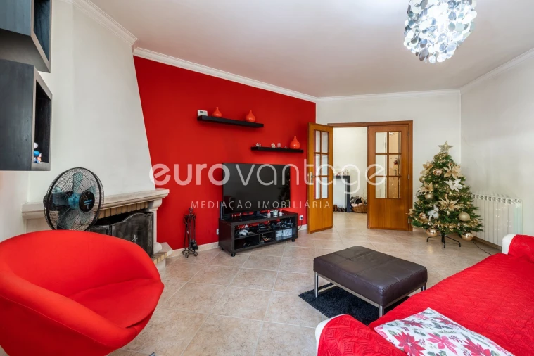 Apartamento T1 para Venda em Leiria, Pousos, Barreira e Cortes