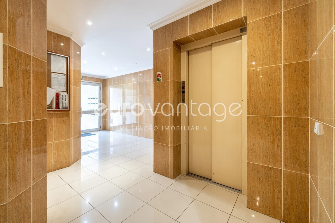 Apartamento T1 para Venda em Leiria, Pousos, Barreira e Cortes Foto 14