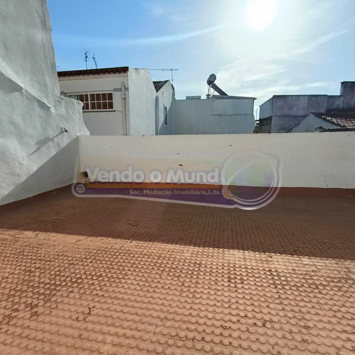 Prédio para Venda em Vila Franca de Xira Foto 19