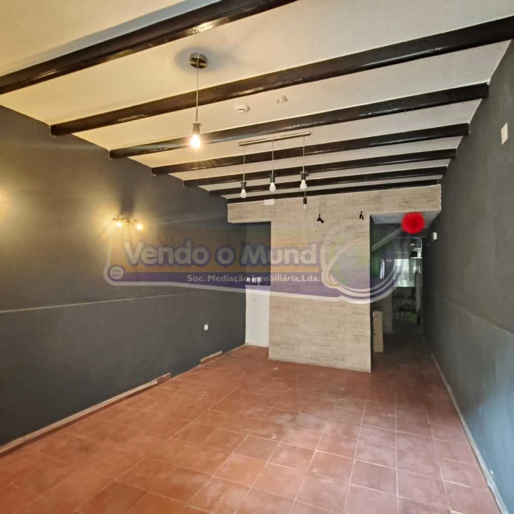 Prédio para Venda em Vila Franca de Xira Foto 3