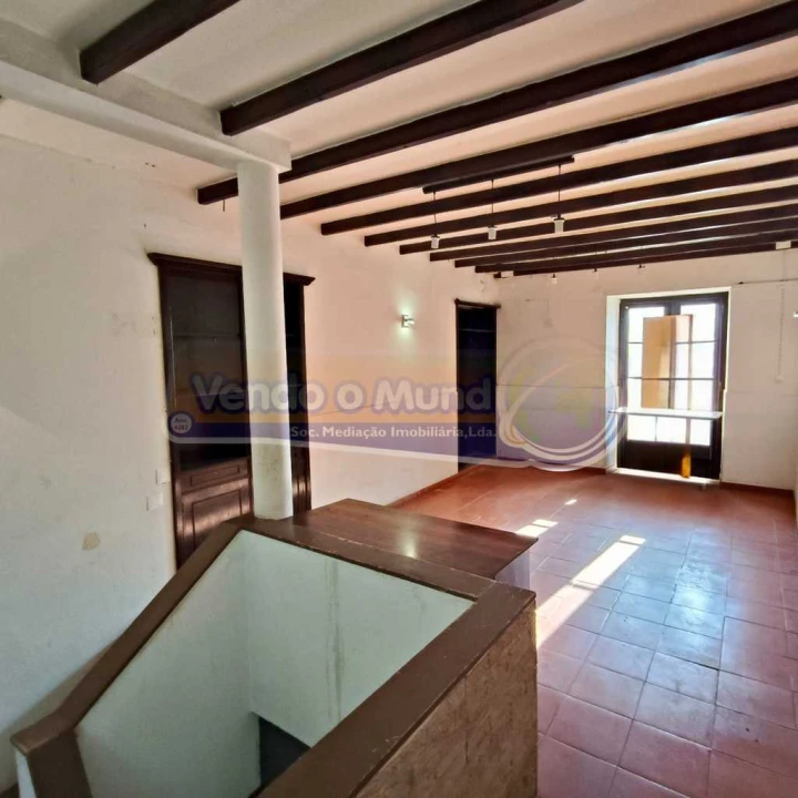 Prédio para Venda em Vila Franca de Xira Foto 13
