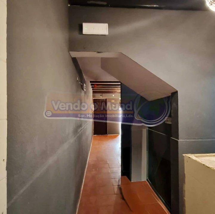 Prédio para Venda em Vila Franca de Xira Foto 7