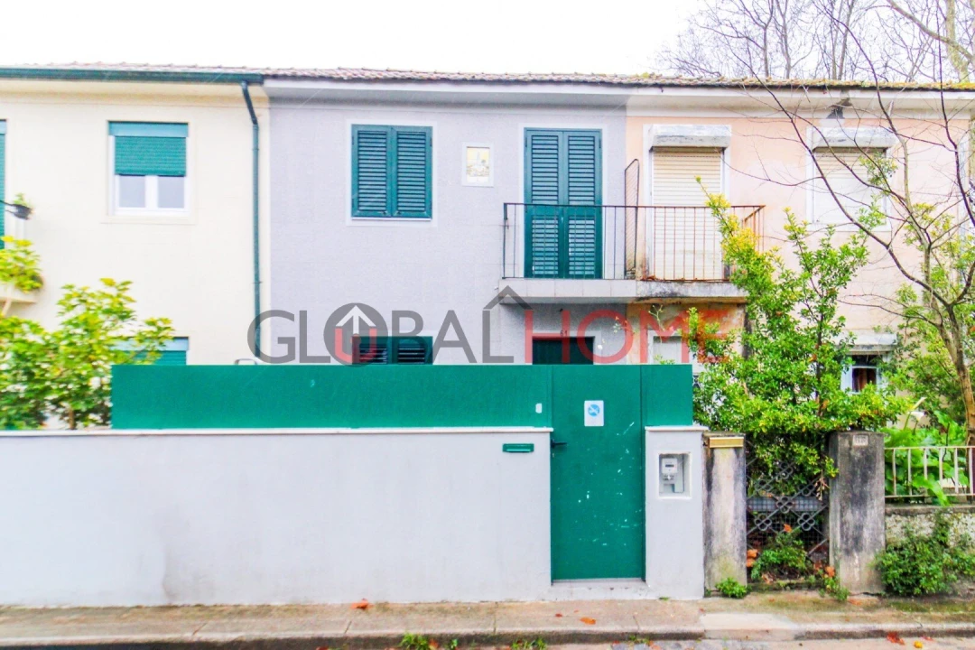 Moradia T2 para Venda em Ramalde Foto 1