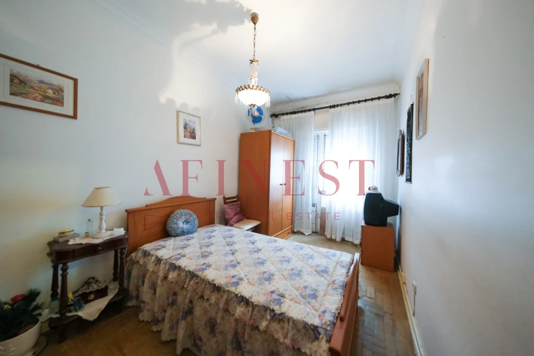 Apartamento T3 para Venda em Almada, Cova da Piedade, Pragal e Cacilhas Foto 18