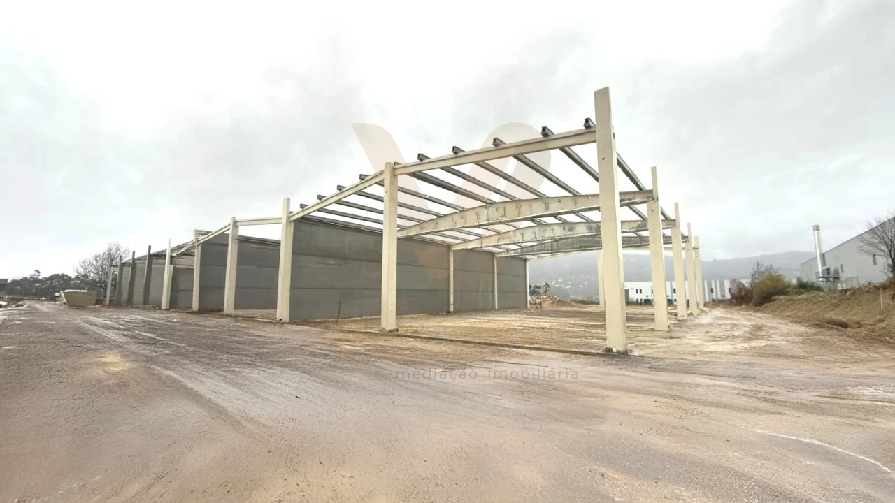 Armazém para Venda em Gemieira Foto 1
