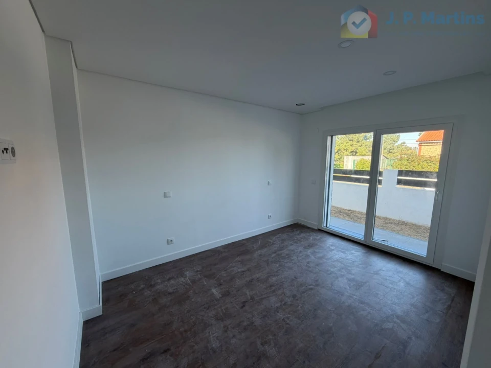 Moradia T3 para Venda em Quinta do Anjo Foto 7