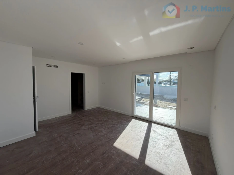 Moradia T3 para Venda em Quinta do Anjo Foto 19