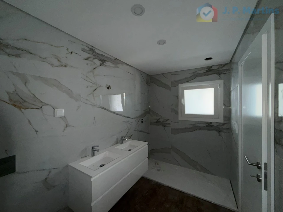 Moradia T3 para Venda em Quinta do Anjo Foto 25