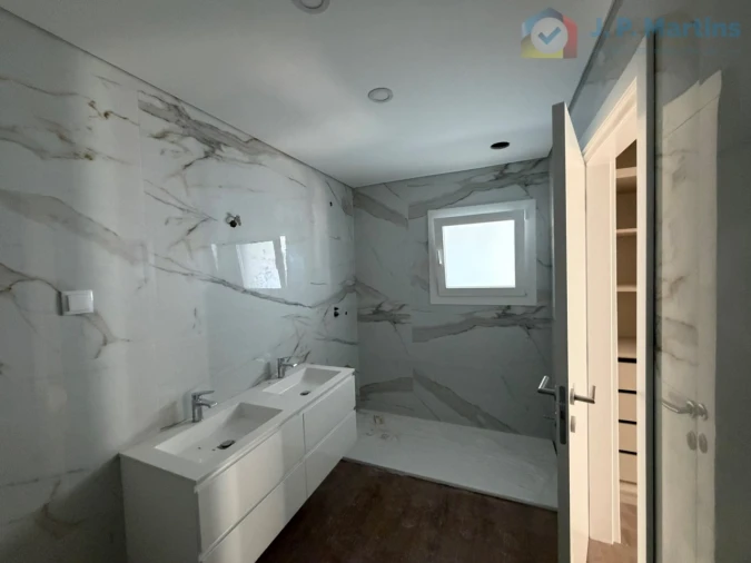 Moradia T3 para Venda em Quinta do Anjo Foto 24