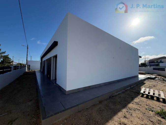 Moradia T3 para Venda em Quinta do Anjo Foto 32