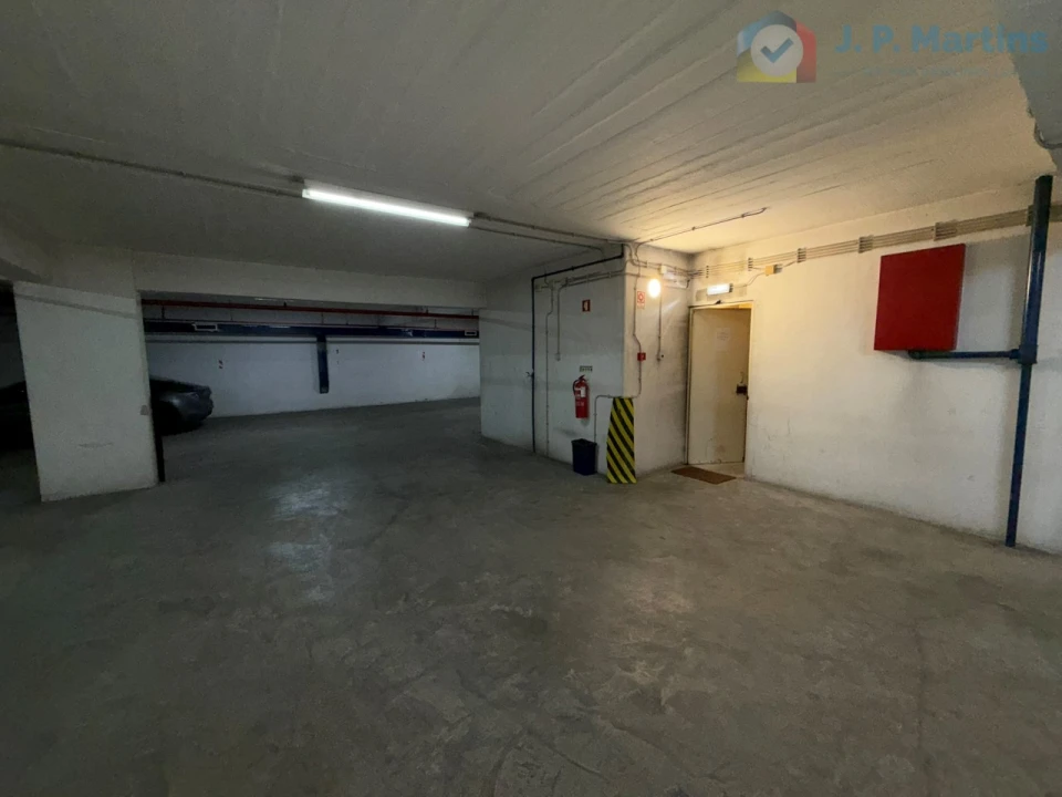 Negócio para Venda em Campolide Foto 3