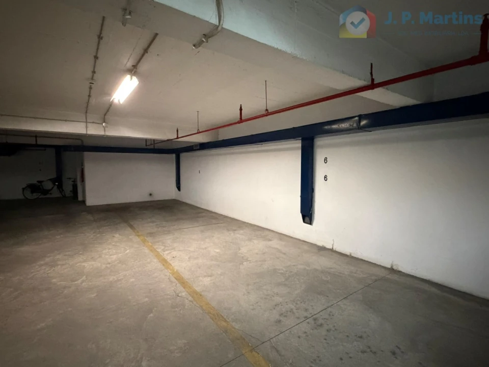 Negócio para Venda em Campolide Foto 2