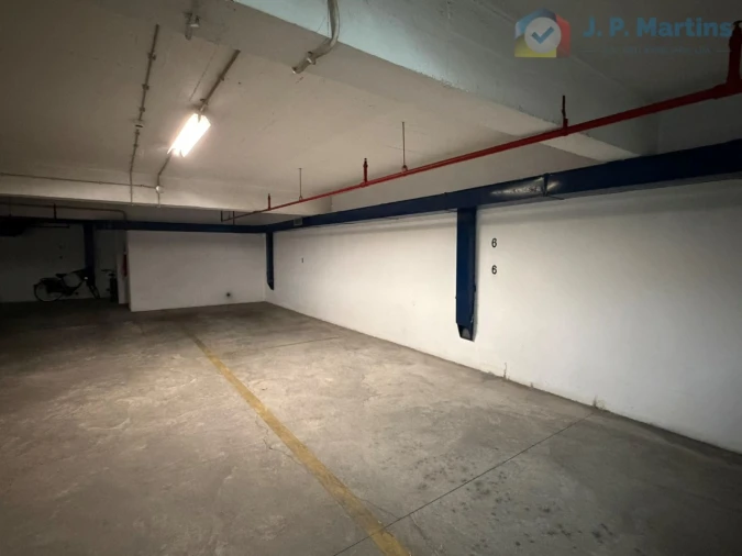 Negócio para Venda em Campolide Foto 2