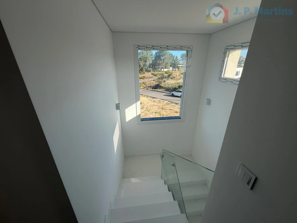 Moradia T4 para Venda em Fernao Ferro Foto 23