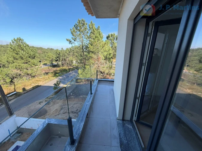 Moradia T4 para Venda em Fernao Ferro Foto 32