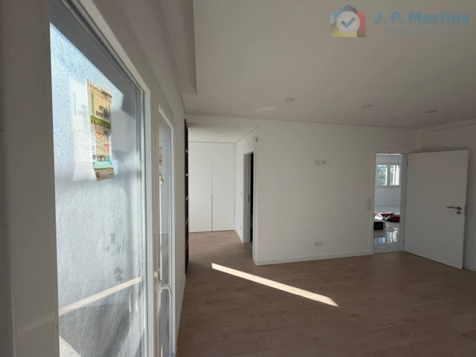 Moradia T4 para Venda em Fernao Ferro Foto 18