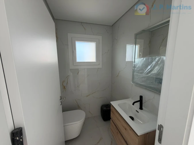 Moradia T4 para Venda em Fernao Ferro Foto 14