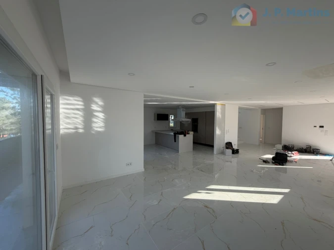 Moradia T4 para Venda em Fernao Ferro Foto 13