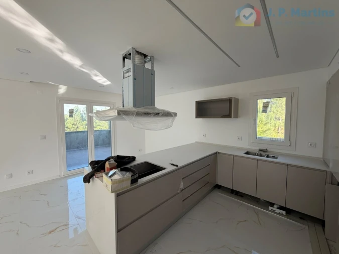 Moradia T4 para Venda em Fernao Ferro Foto 5