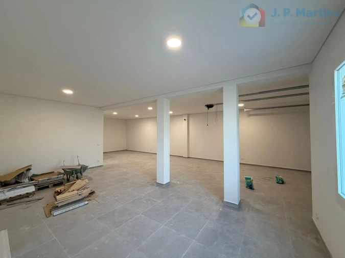 Moradia T4 para Venda em Fernao Ferro Foto 37