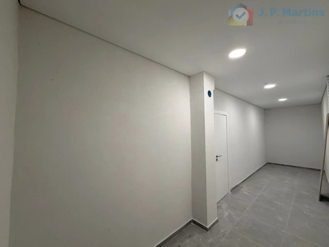 Moradia T4 para Venda em Fernao Ferro Foto 40