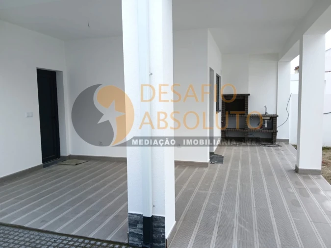 Moradia T3 para Venda em Fernao Ferro Foto 16