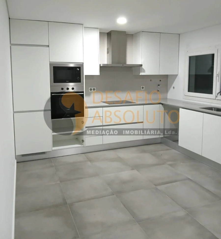 Moradia T3 para Venda em Fernao Ferro Foto 4