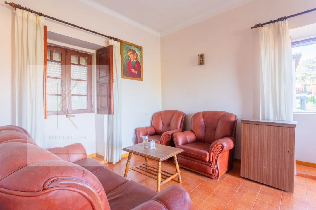 Moradia T2 para Venda em Arcozelo Foto 2